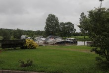 5 JUIN - LE PETIT PORT A FOUCHECOURT - Le niveau de la Petite Saône baisse mais VNF maintient les fermetures ! L'endroit et super sympa tout comme Roger son Capitaine et cela nous permets de profiter de ces excellents petits plats !!